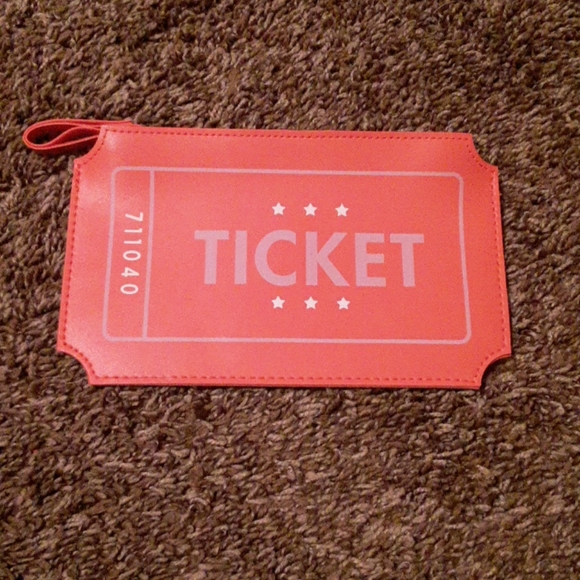 Ticket Ipsy bag - Picture 2 of 4